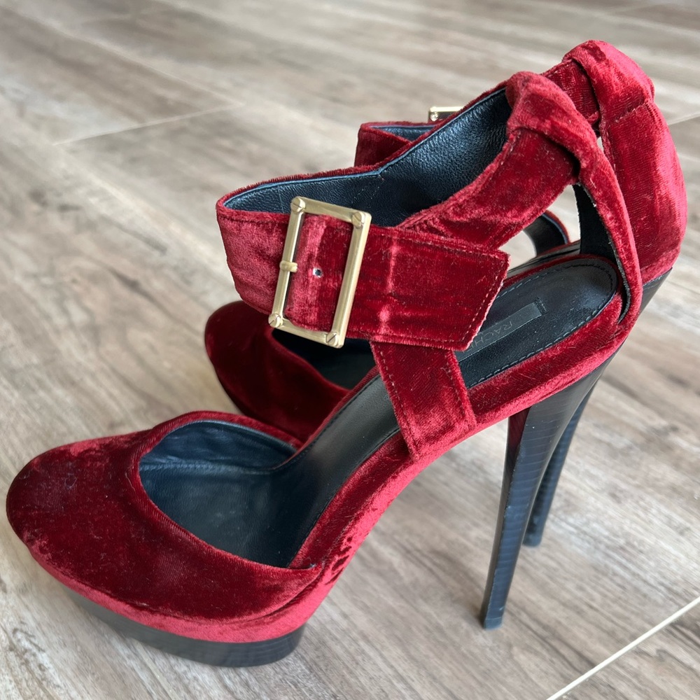 Rachel Zoe red velvet platform stilettos 9 1/2